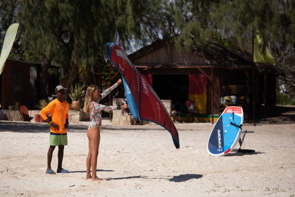 Cours de wingfoil au Sakalava Lodge